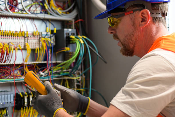 Best Emergency Electrical Repair  in Town And Country, MO