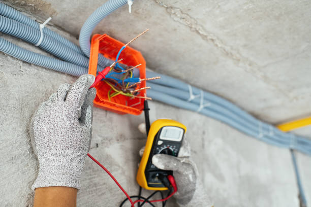 Best Licensed Electrician  in Town And Country, MO